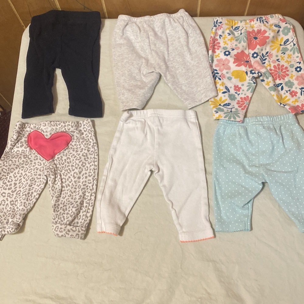 Newborn pants - Picture 2 of 2
